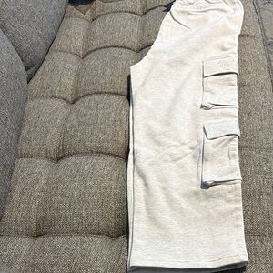 Breathe divinity Gray Cargo he’s her gray pants